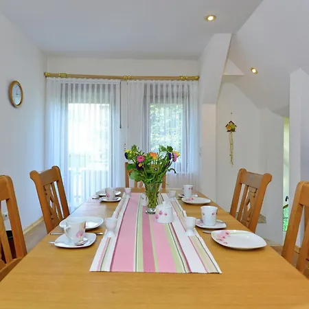 Quaint In Eimelrod Near Lake&water Sports * Willingen (Upland)