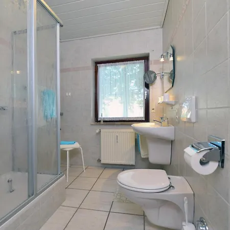 Quaint In Eimelrod Near Lake&water Sports Willingen (Upland)