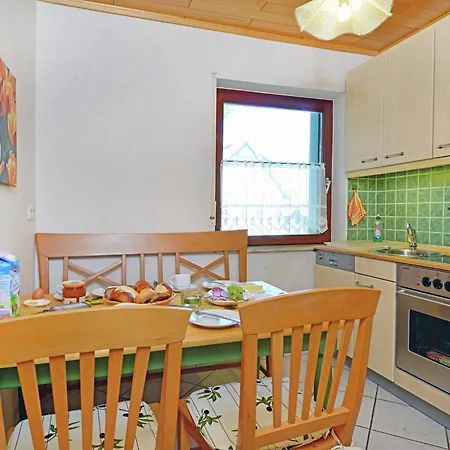Quaint In Eimelrod Near Lake&water Sports Willingen (Upland)