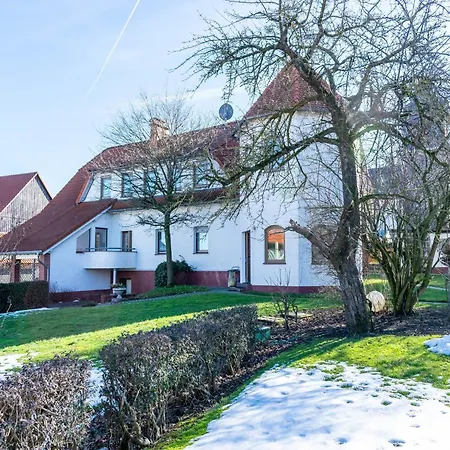 Lägenhet Quaint In Eimelrod Near And Water Sports