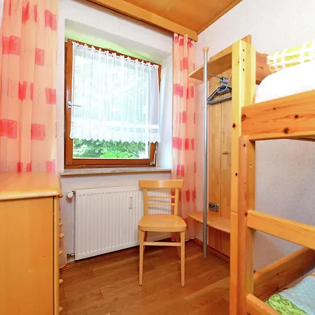 Quaint In Eimelrod Near And Water Sports Lägenhet *